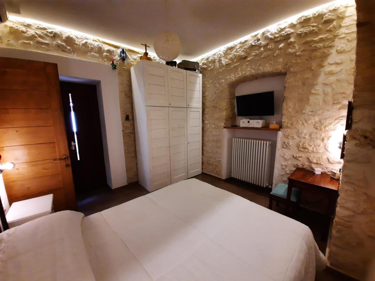 Picchio&Pinocchio Guest House Sulmona Eksteriør billede